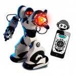WowWee - Robot teledirigido Robosapien X, color blanco y negro - Imagen 2